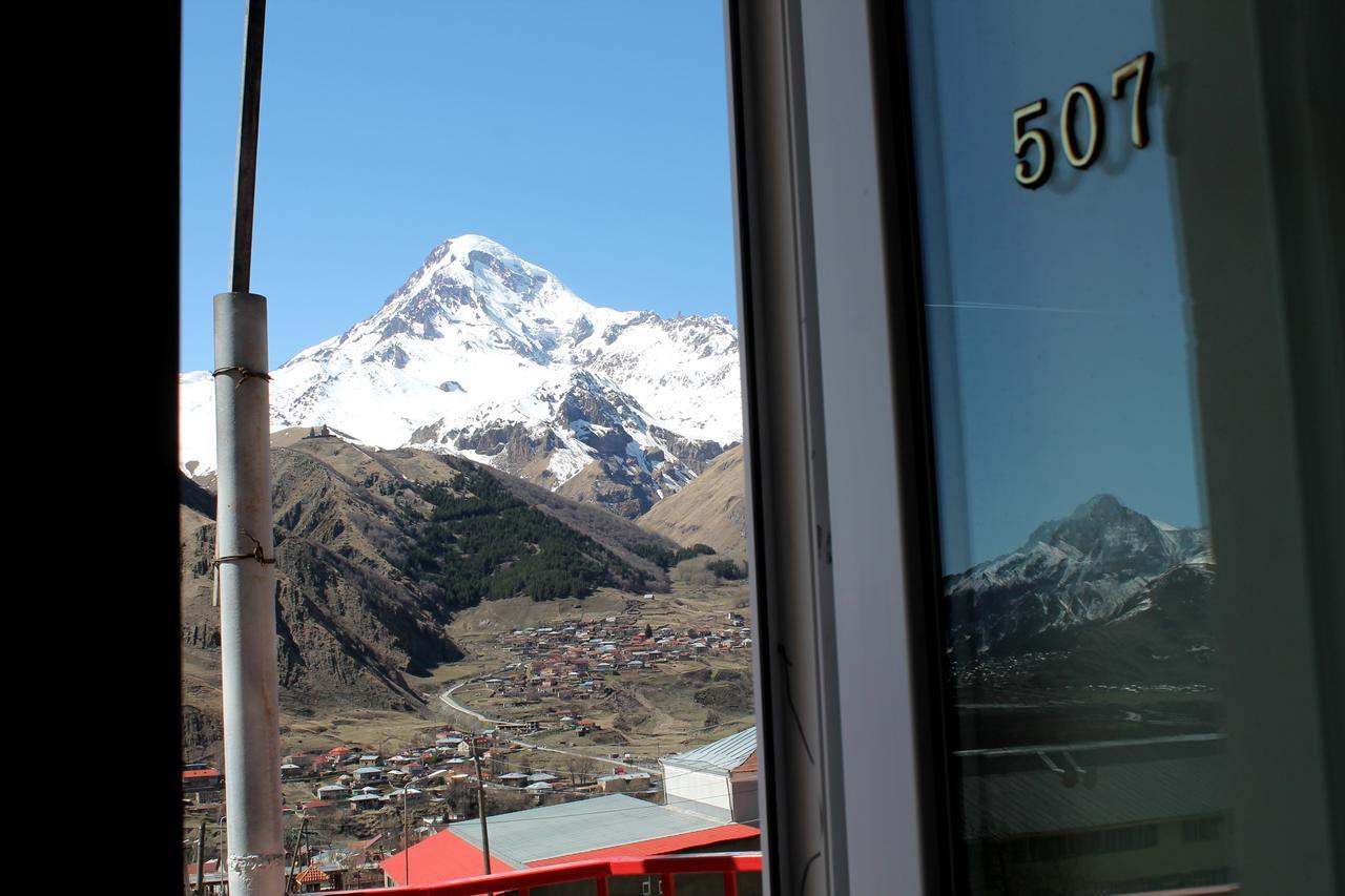 Hotel Noa Kazbegi Exterior foto