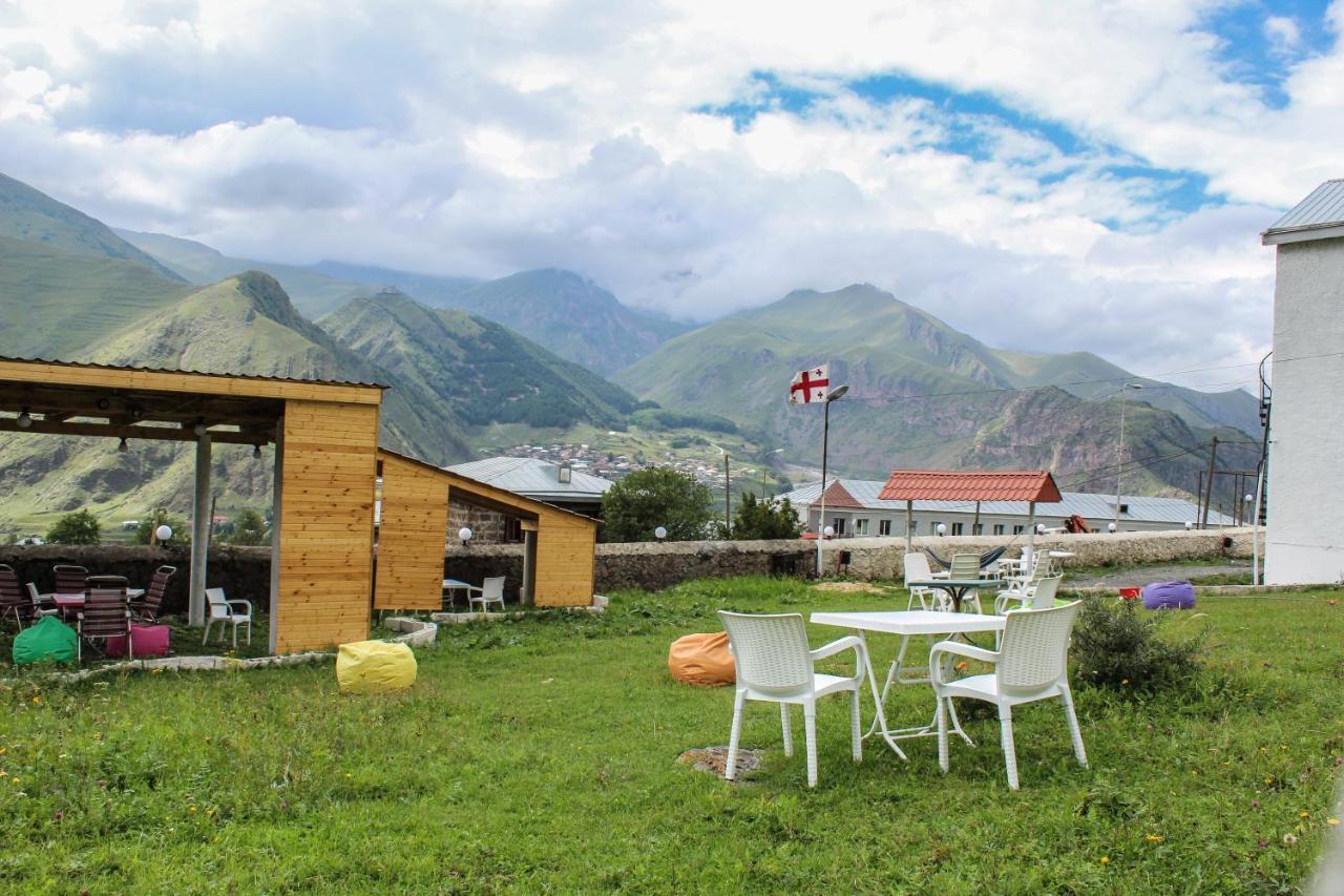 Hotel Noa Kazbegi Exterior foto