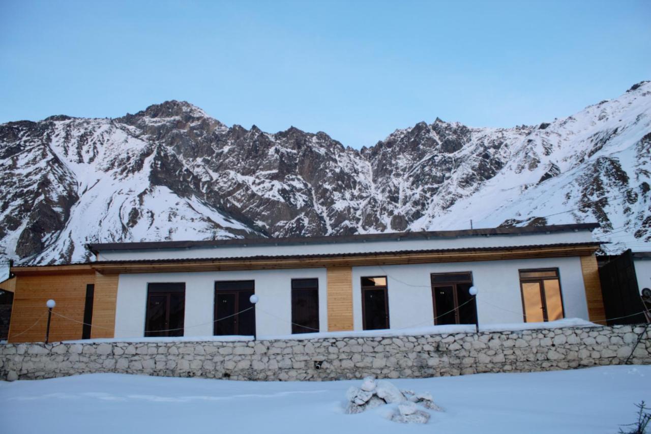 Hotel Noa Kazbegi Exterior foto