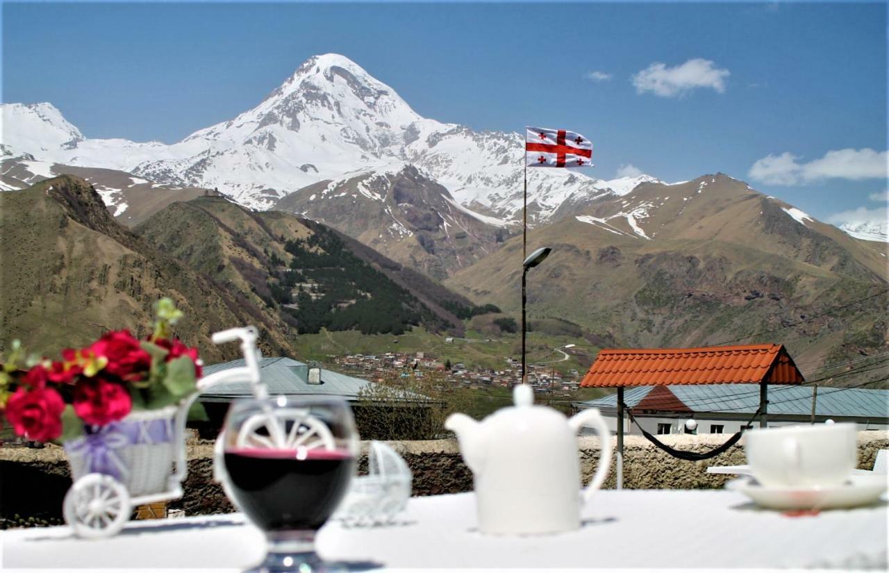 Hotel Noa Kazbegi Exterior foto